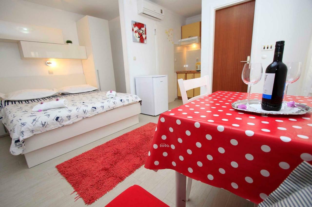 Apartmani Ivona & Ivo 马卡尔斯卡 外观 照片