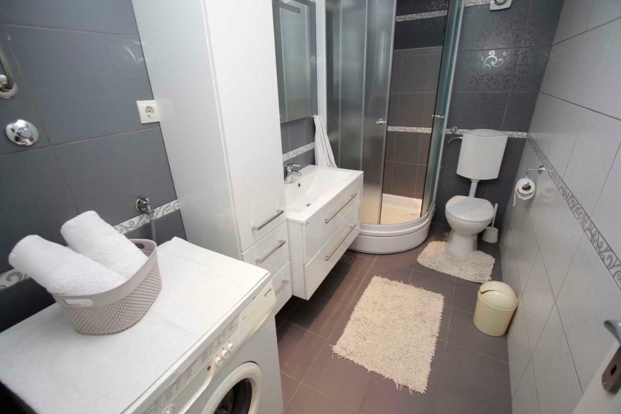 Apartmani Ivona & Ivo 马卡尔斯卡 外观 照片